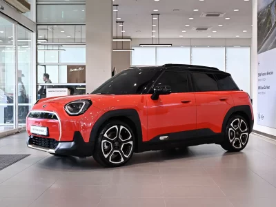 MINI Aceman