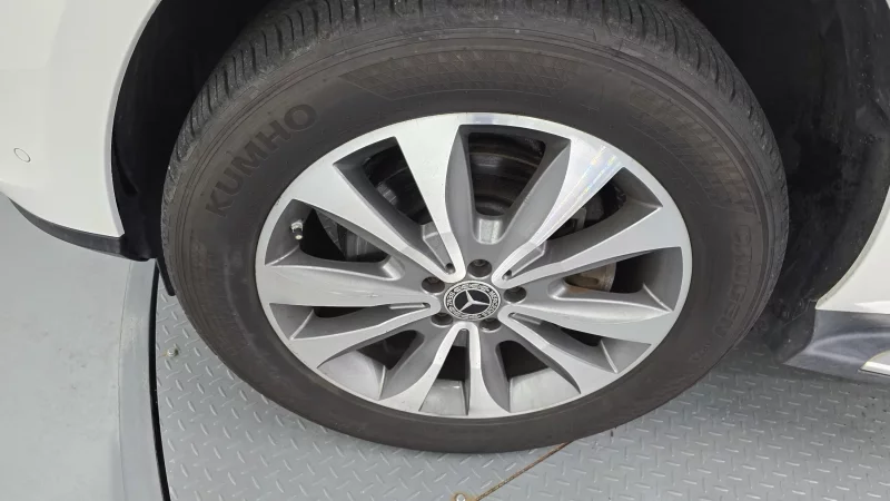 Mercedes-Benz GL-Class