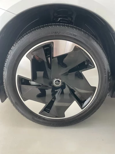 Volvo EX30