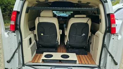Chevrolet Express Van