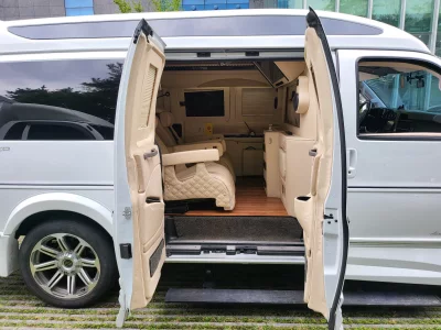 Chevrolet Express Van