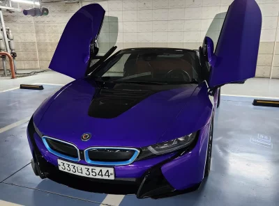 BMW i8
