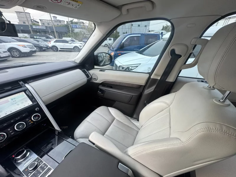 Land Rover DISCOVERY