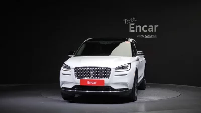 Lincoln Corsair