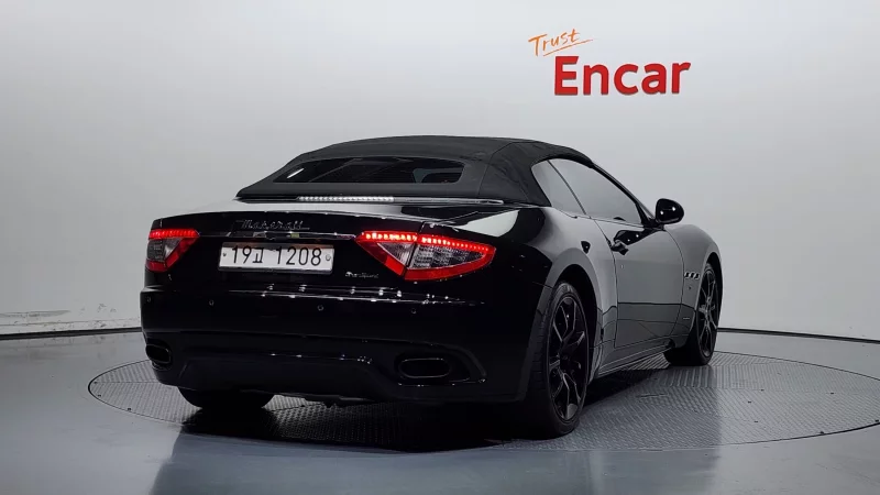Maserati Gran Cabrio