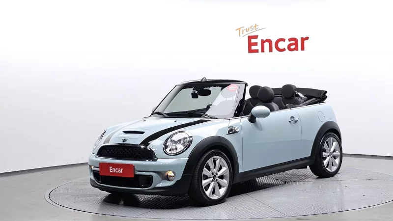MINI Cooper Convertible