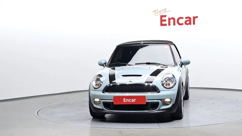 MINI Cooper Convertible