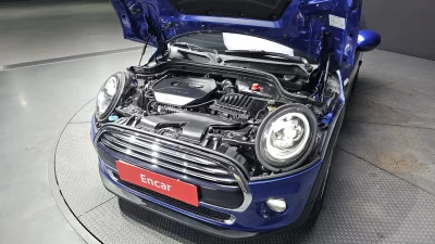MINI Cooper Convertible
