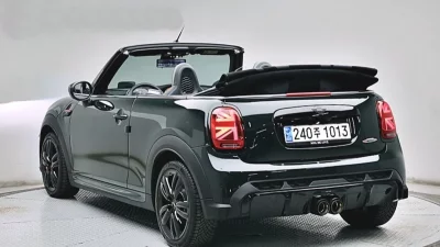 MINI Cooper Convertible