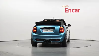 MINI Cooper Convertible