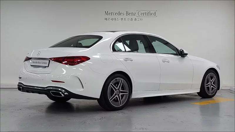 Mercedes-Benz C-Class