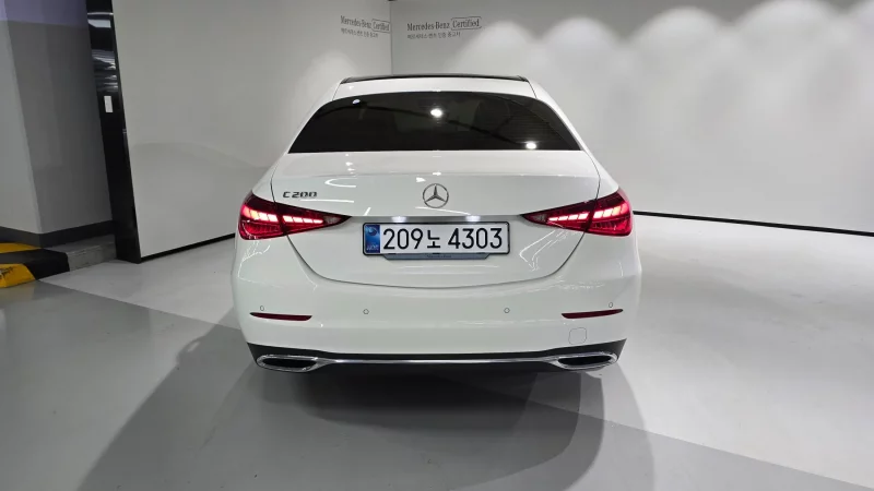 Mercedes-Benz C-Class