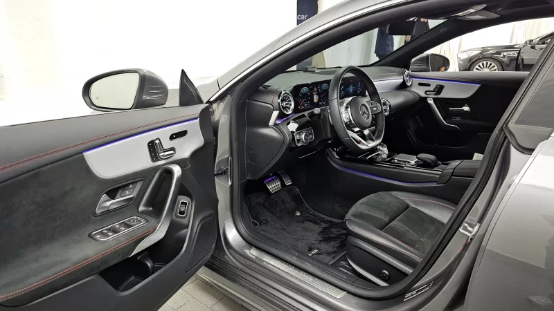 Mercedes-Benz CLA-Class