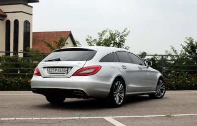 Mercedes-Benz CLS-Class