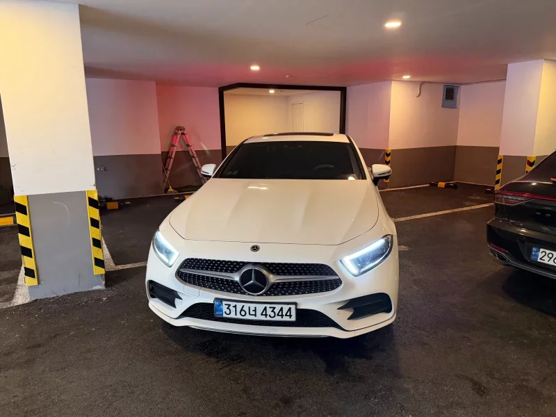 Mercedes-Benz CLS-Class