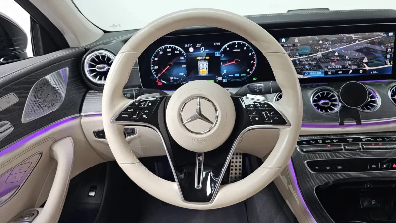 Mercedes-Benz CLS-Class