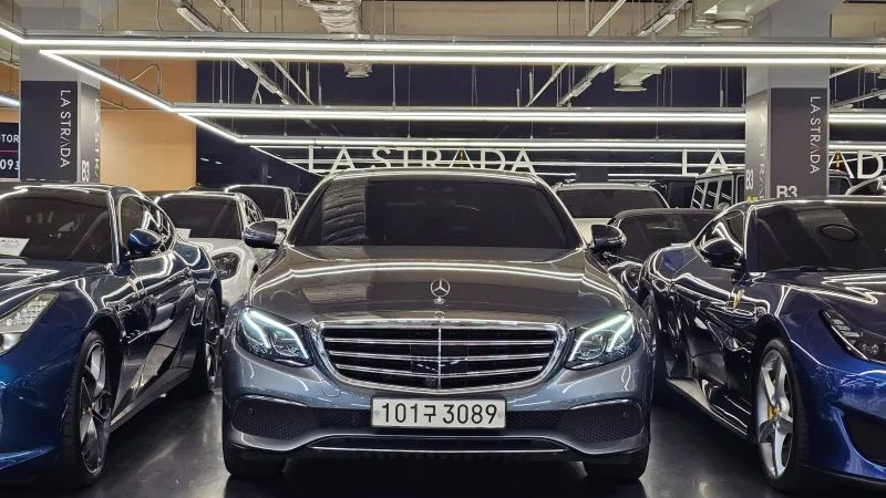 Mercedes-Benz E-Class