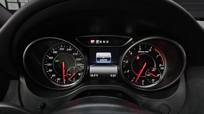 Mercedes-Benz GLA-Class