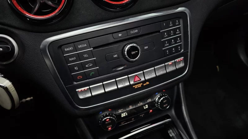 Mercedes-Benz GLA-Class