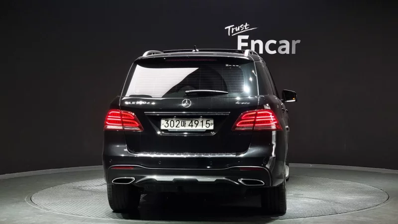 Mercedes-Benz GLE-Class
