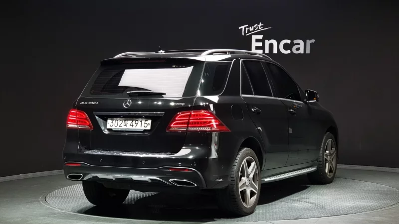 Mercedes-Benz GLE-Class