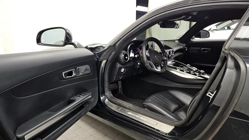 Mercedes-Benz AMG GT