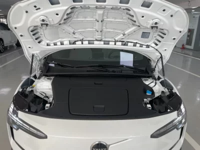 Volvo EX30