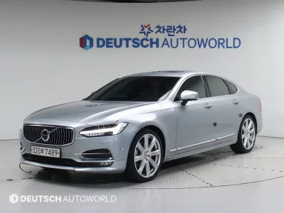 Volvo S90