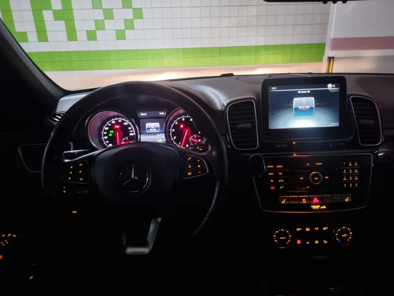 Mercedes-Benz GLE-Class