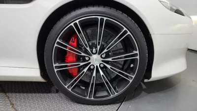 Astonmartin DB9