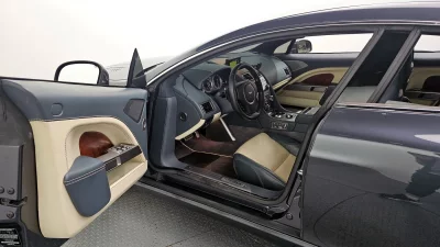 Astonmartin Rapide