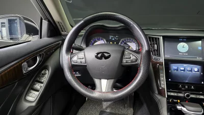 Infiniti Q50