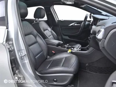 Infiniti QX30