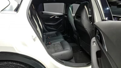 Infiniti Q30