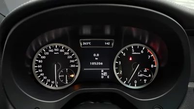 Infiniti Q30