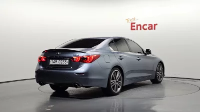 Infiniti Q50