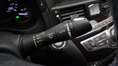 Infiniti Q70