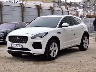 Jaguar E-PACE