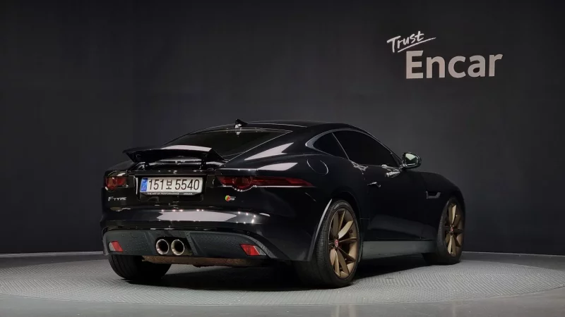 Jaguar F-TYPE