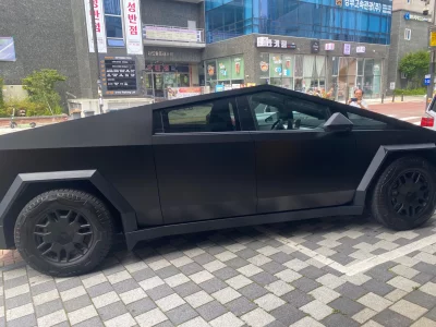 Tesla Cybertruck