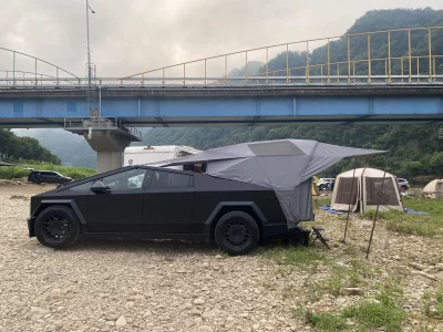 Tesla Cybertruck