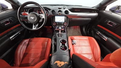 Ford MUSTANG
