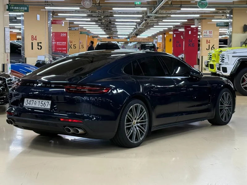 Porsche PANAMERA