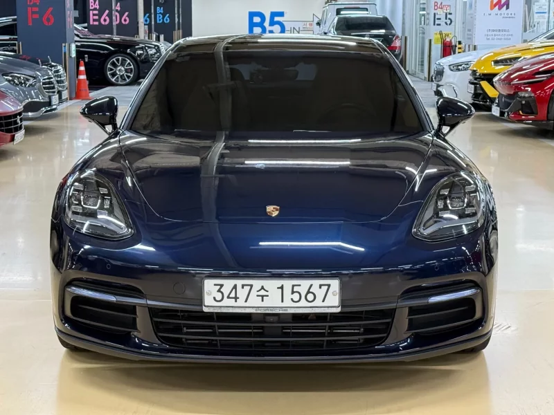 Porsche PANAMERA