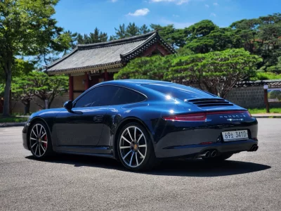Porsche 911