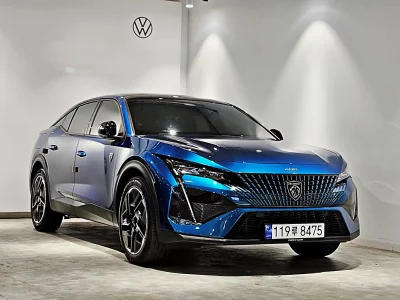 Peugeot 408