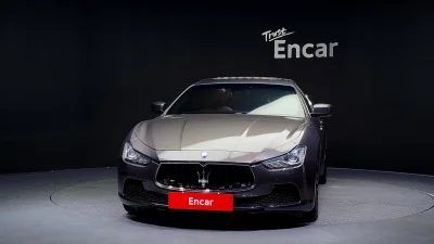Maserati GHIBLI