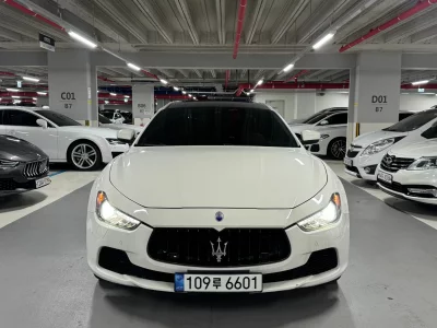 Maserati GHIBLI