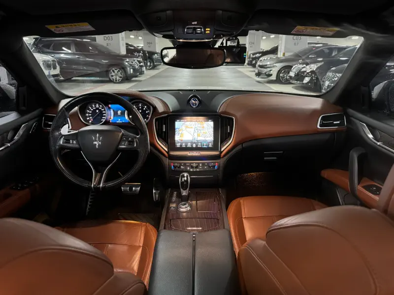 Maserati Ghibli