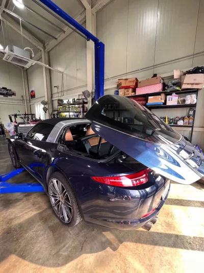 Porsche 911